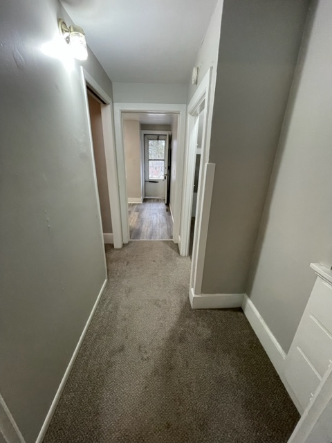 Building Photo - 106 Poplar St
