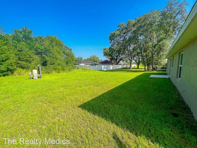 Building Photo - 3 br, 2 bath House - 235 Oak Ln
