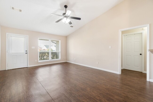 Foto del edificio - 2800 N 55th Cir