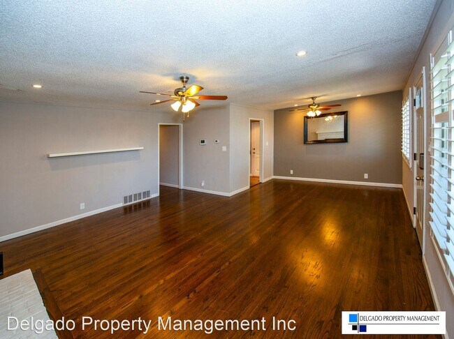 Building Photo - 3 br, 2 bath House - 124 Fairfax Court