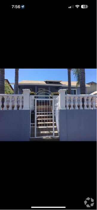 Building Photo - 3115 Clay Ave