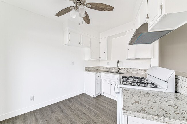 Foto del edificio - 147 S Magnolia Ave