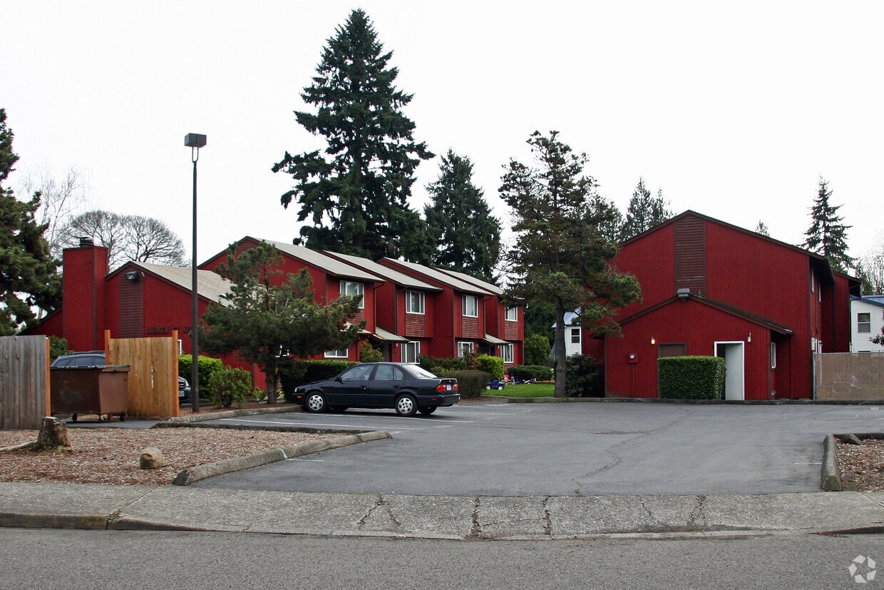 Primary Photo - 8930 SE Jannsen Ave