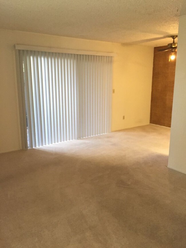 Foto del edificio - 3591 Quail Lakes Dr