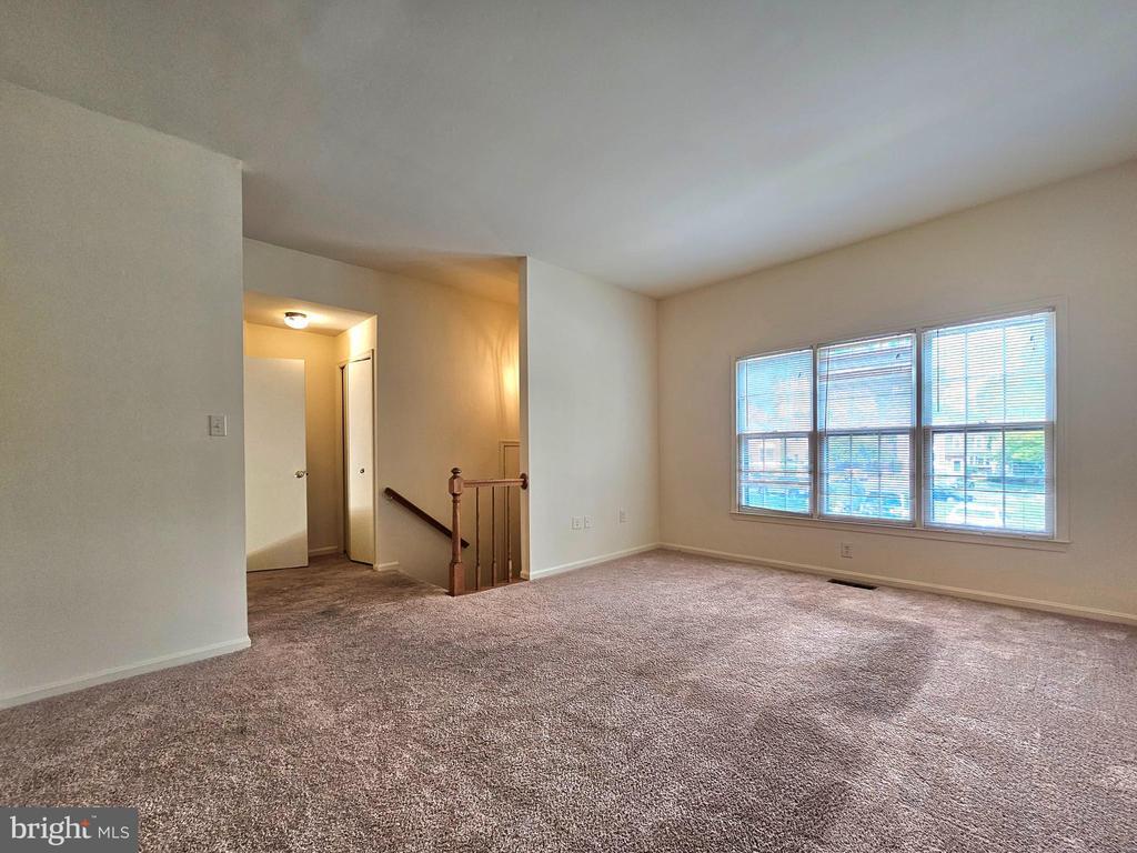 Primary Photo - 4734 Gainsborough Dr