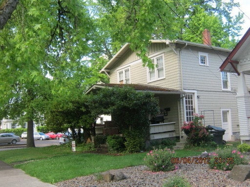 Building Photo - (844) NW 15th St. - 1 bedroom / 1 Bathroom - ALL UTILITIES PAID!