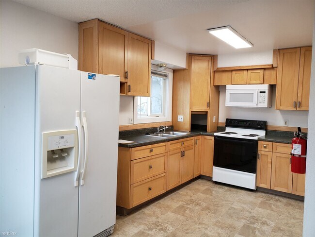 Building Photo - 2 br, 1 bath  - 3730 Core Ct