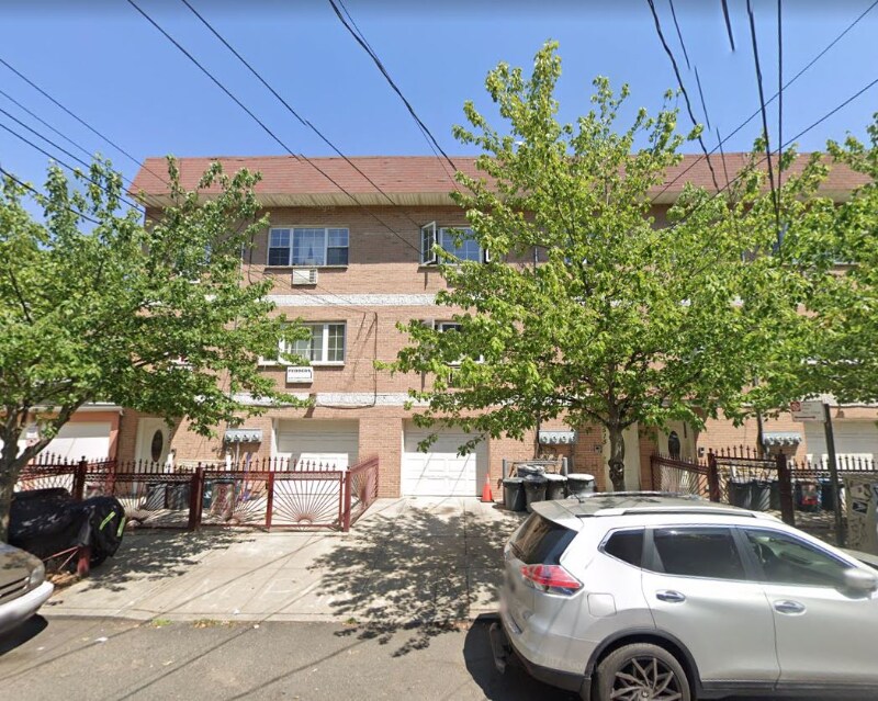 Primary Photo - 3515 Newkirk Ave