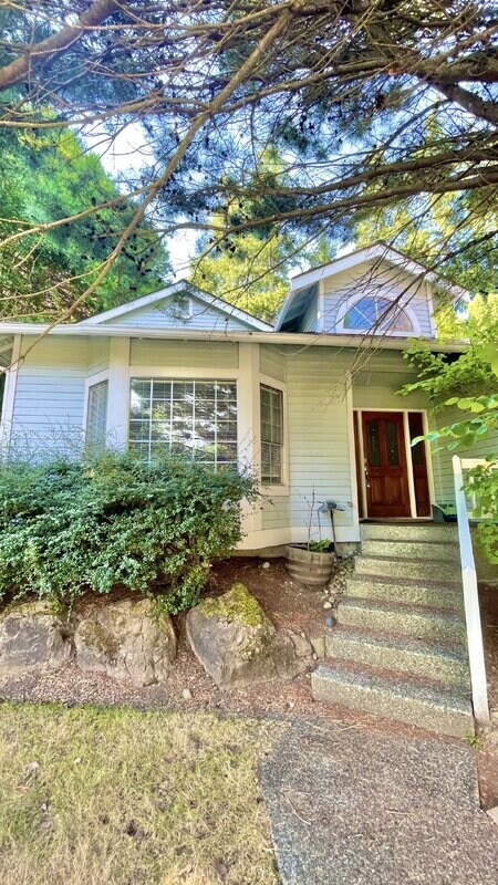 Building Photo - 24212 SE 45th St