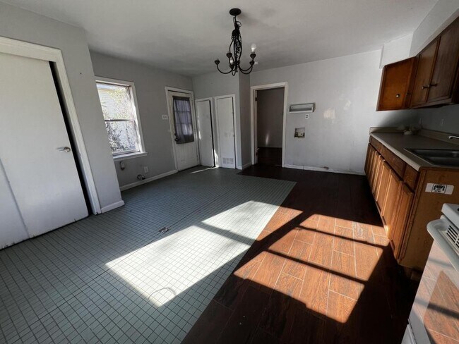 Foto del edificio - 612 E Gandy St