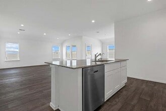 Building Photo - 2811 Misty Elm Ln