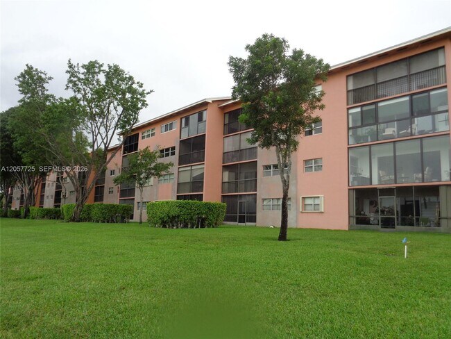 Foto del edificio - 701 SW 141st Ave