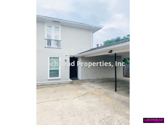 Foto del edificio - ****3 BEDROOM DUPLEX IN DALLAS*****