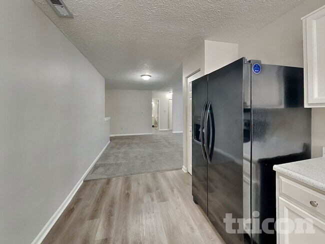 Foto del edificio - 1334 Grand Canyon Cir