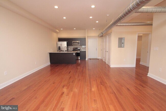 Building Photo - 1218 S 8th St