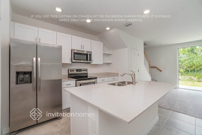 Foto del edificio - 7169 Greenwood Park Cir