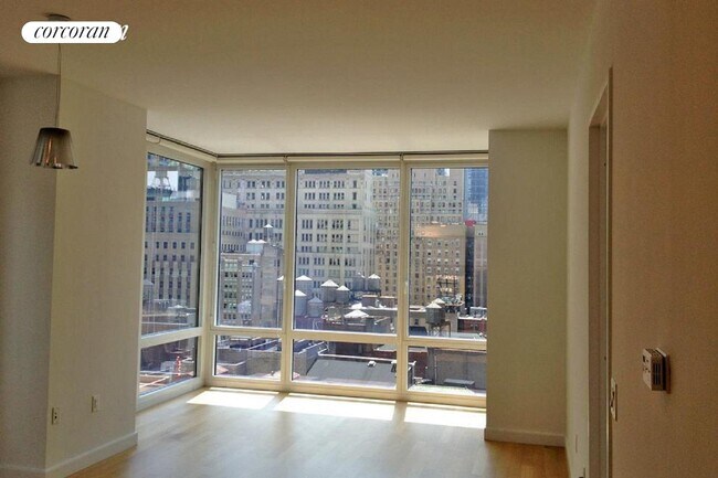 Foto del edificio - 247 W 46th St
