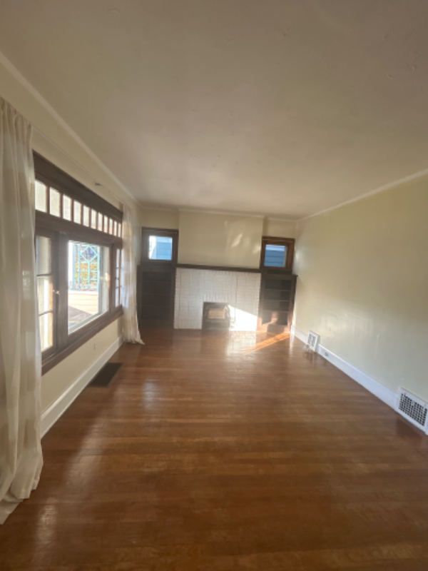 Building Photo - 1561 Bunts Rd