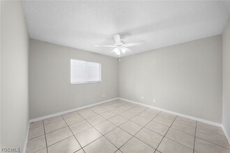 Building Photo - 5537 Tenth Ave