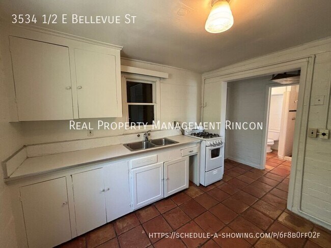 Foto del edificio - 3534 1/2 E Bellevue St-