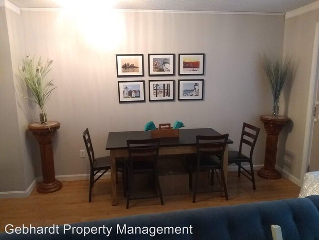Foto del edificio - 3 br, 1.5 bath House - 16 Hillcrest West