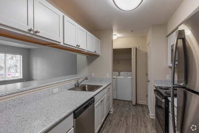 3BR, 2BA - 1161SF - Kitchen - Aspen Highlands