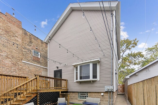 Foto del edificio - 3227 S Wells St