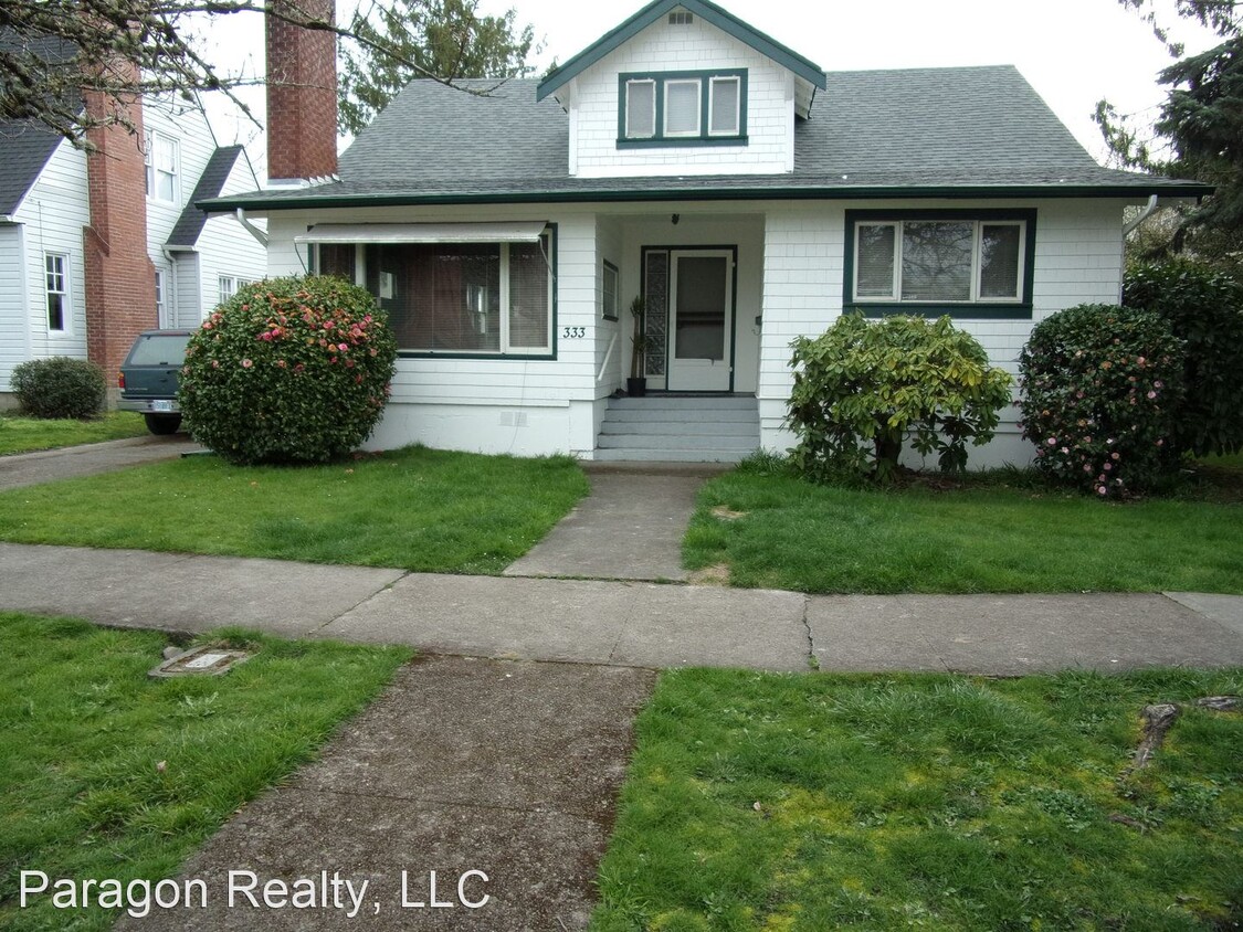 Primary Photo - 5 br, 2 bath House - 333 NW 15th St.