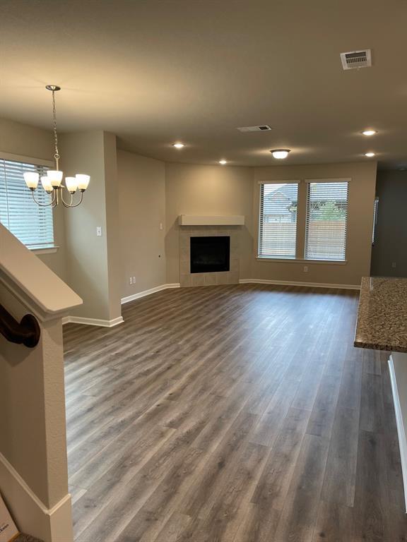 Foto del edificio - 5529 Blue Point Ln