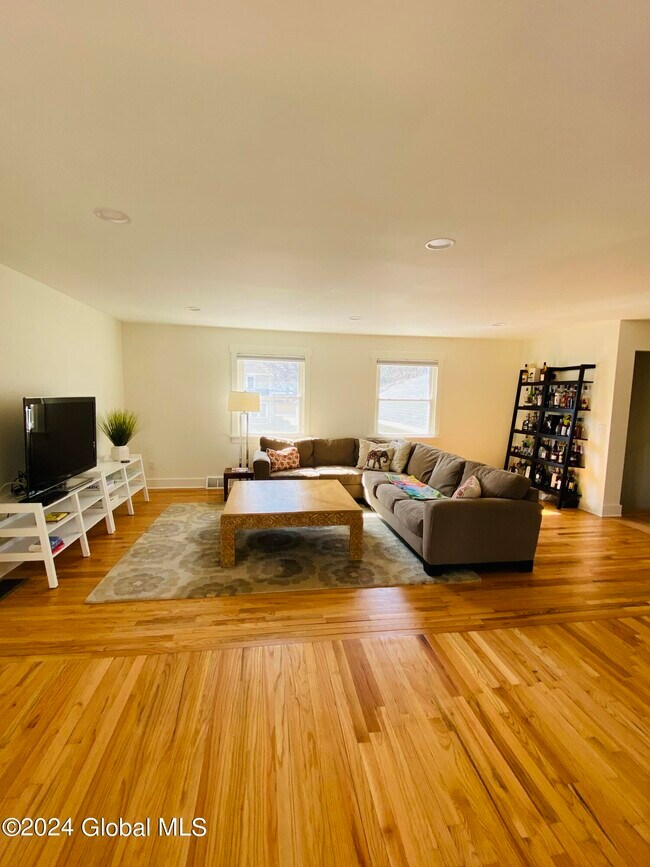 Foto del edificio - 67 North St