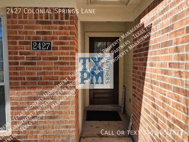 Foto del edificio - 2427 Colonial Springs Ln