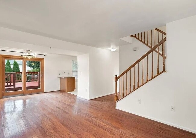 Foto del edificio - 5764 Ralston Ct