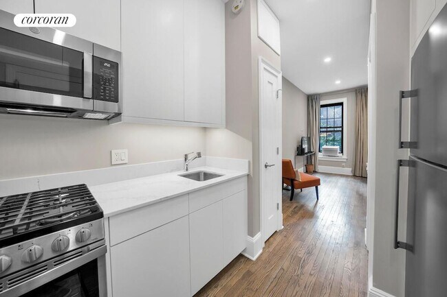 Foto del edificio - 231 E 54th St