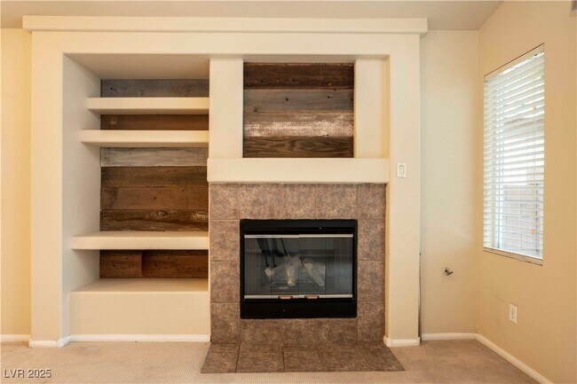 Foto del edificio - 304 Silver Castle St