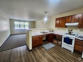 Building Photo - 18 Quintard Terrace