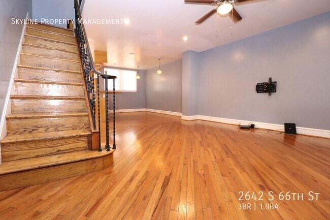 Photo - 2642 S 66th St House