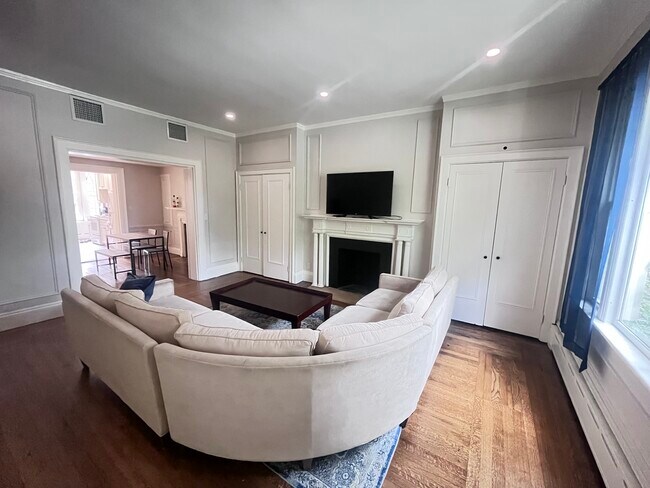Foto del edificio - 1712 Beacon St