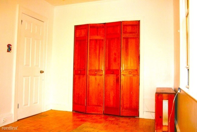 Foto del edificio - 9718 Avenue N