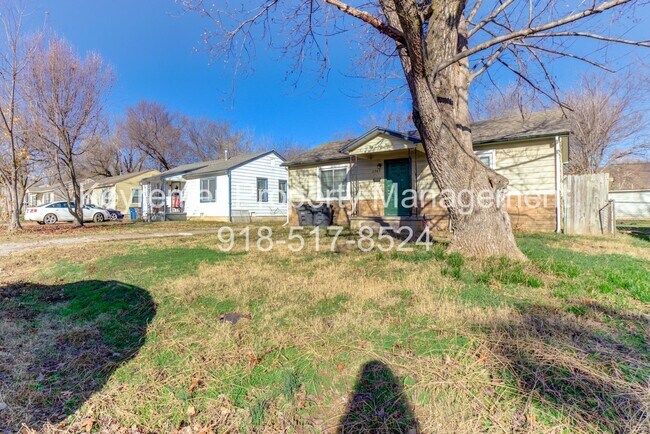 Building Photo - Gorgeous 2 Bedroom West Tulsa Home!