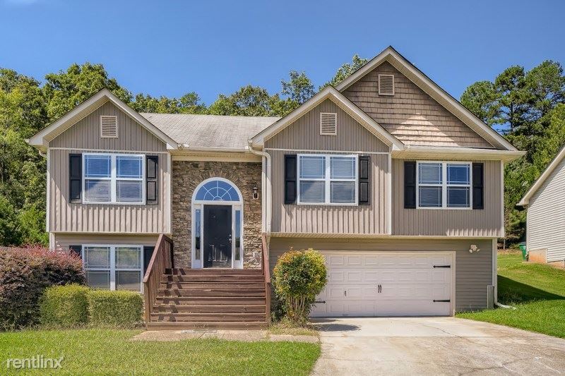 5 br, 3 bath House 49 Lighthouse Drive House Rental in Winder, GA