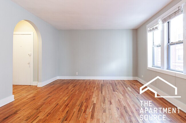 Foto del edificio - 542 W Surf St