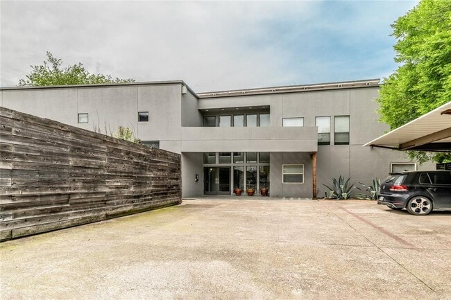Foto del edificio - 5111 Manett St