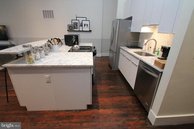 Foto del edificio - 126 N 3rd St