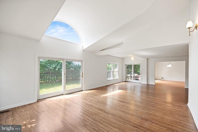 Foto del edificio - 5312 Alta Vista Rd