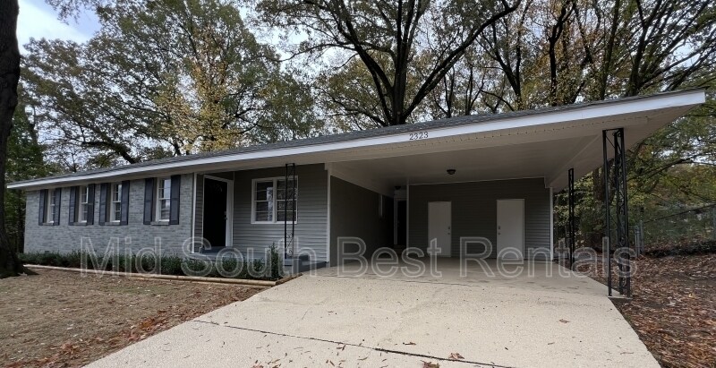 Primary Photo - 2323 Hillside Ave