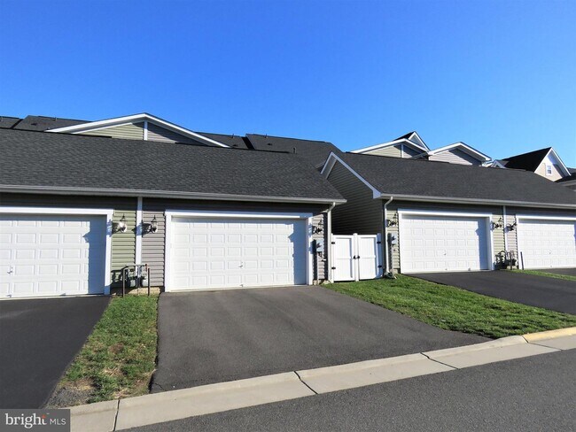 Building Photo - 21119 Ashburn Heights Dr