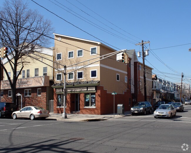 317 Avenue C, Bayonne, NJ 07002 Apartments Bayonne, NJ