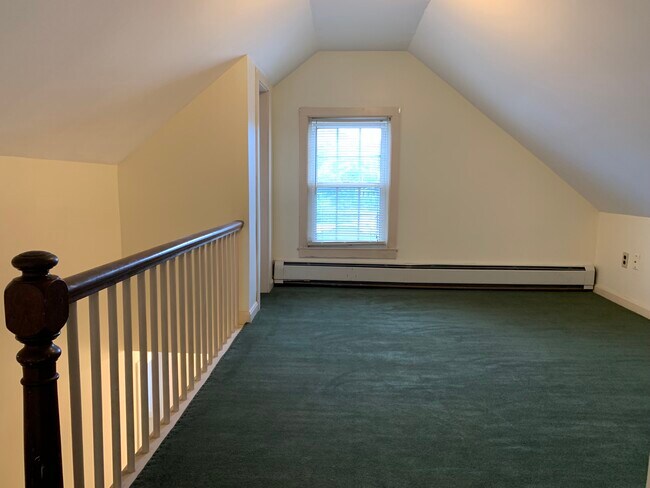 attic - 449 Lincoln Ave