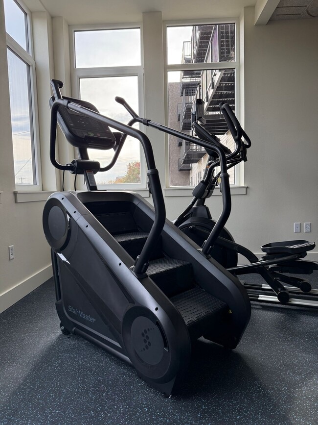 Building Photo - Livingston