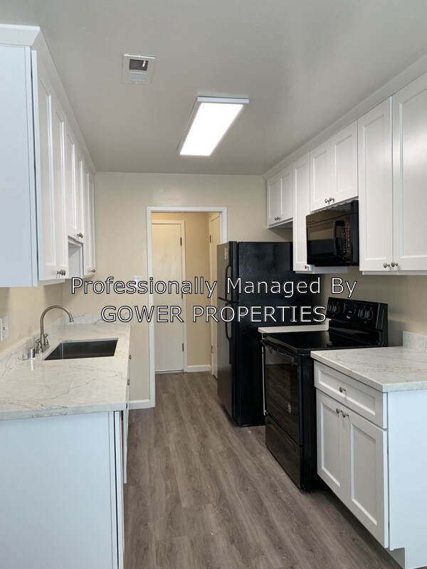 Foto del edificio - 1367 Phelps Ave